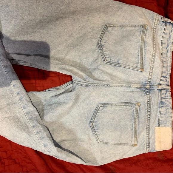 Zara basic straight leg fringe light wash jeans - 6 - Picture 5 of 8